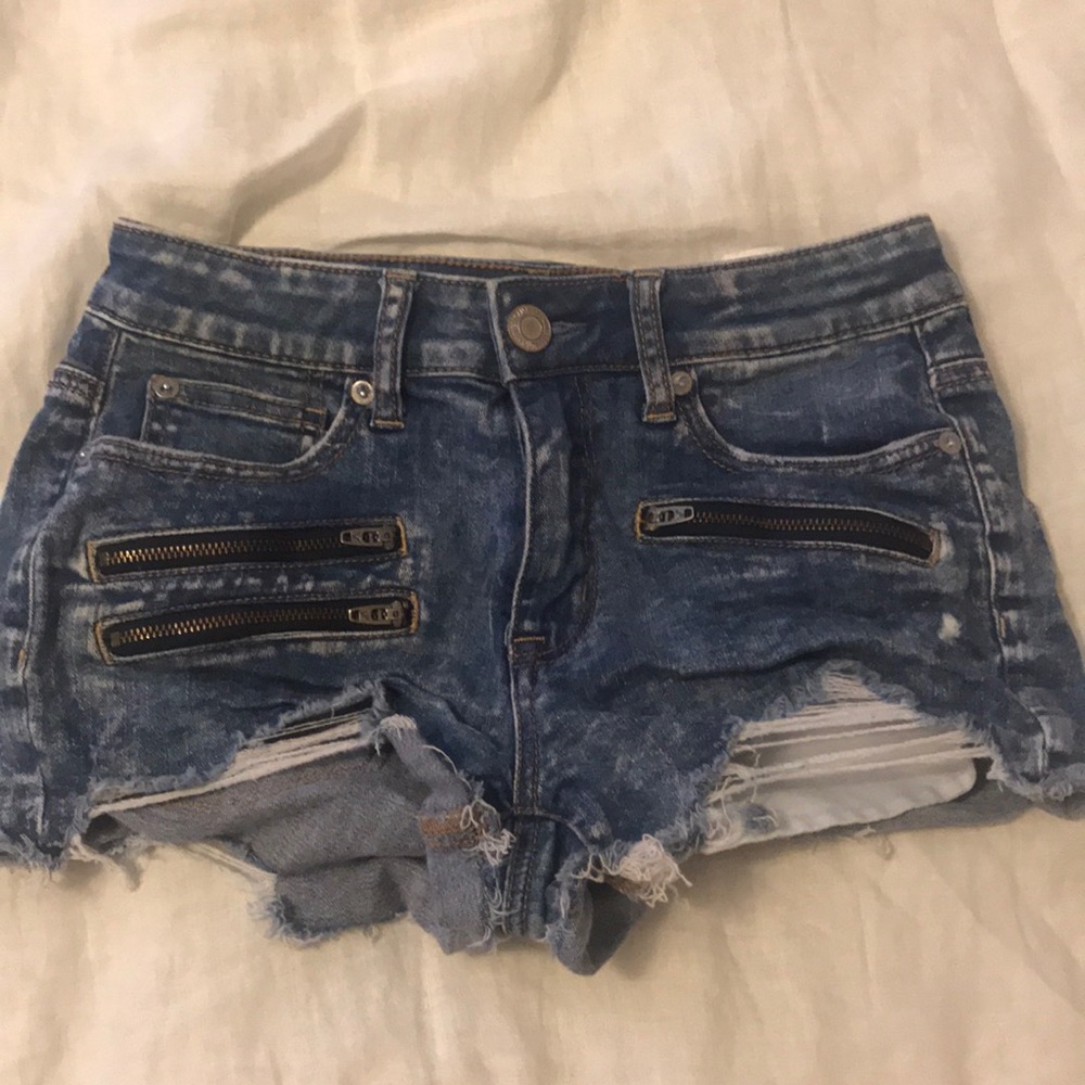 AE shorts